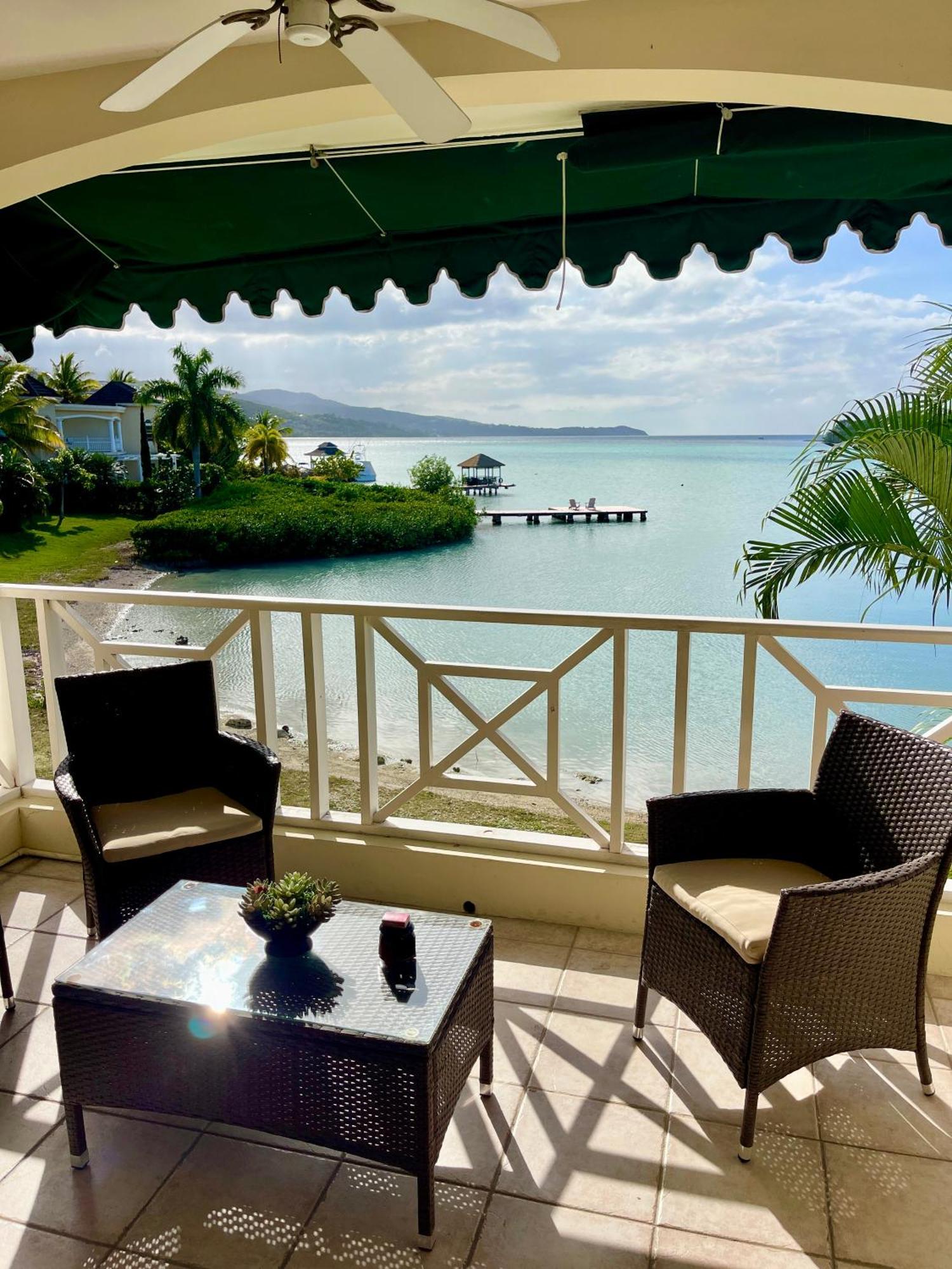 Luxury Apartments And Rooms,The Lagoons Montego Bay Dış mekan fotoğraf