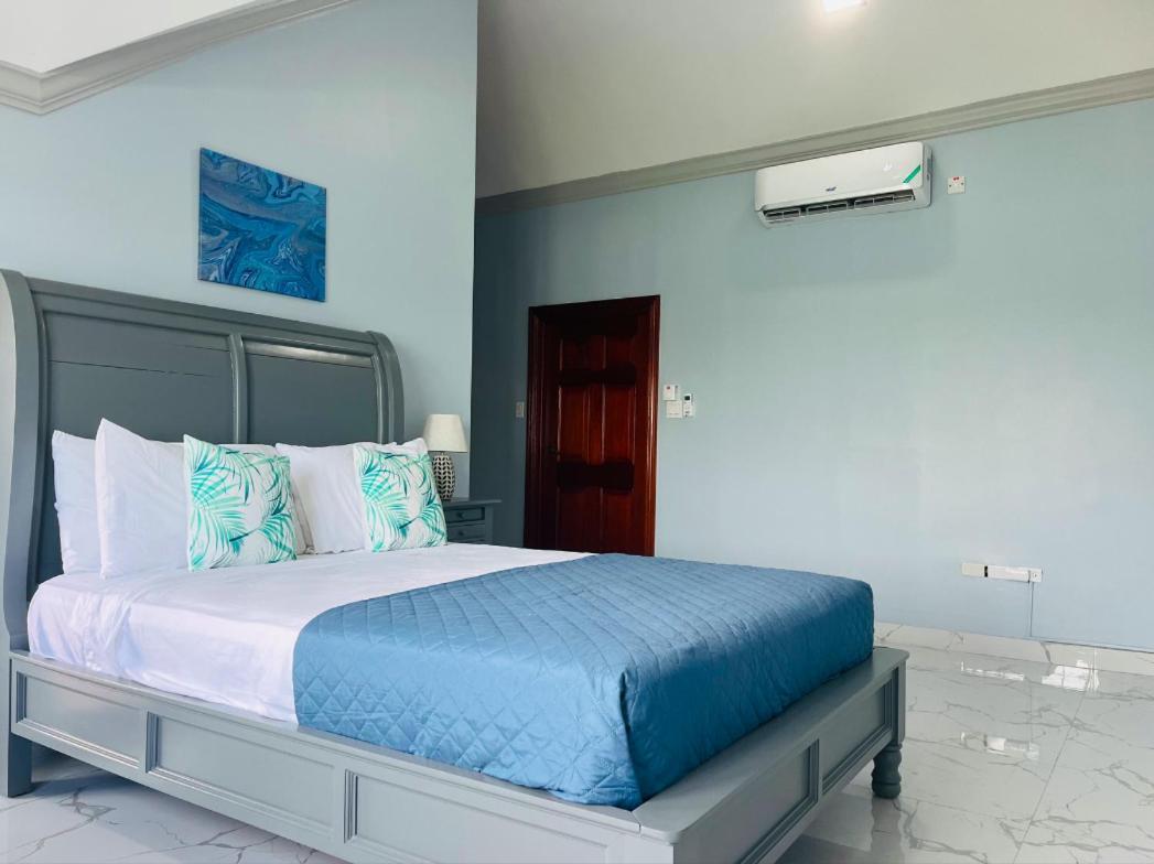 Luxury Apartments And Rooms,The Lagoons Montego Bay Dış mekan fotoğraf